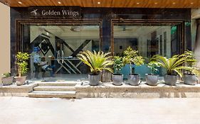 Hotel Golden Wings 2 Mnts New Delhi Railway Station